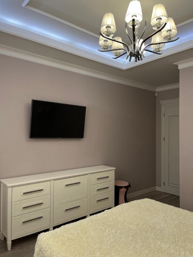 Apartament In The Center Of Кишинев Екстериор снимка